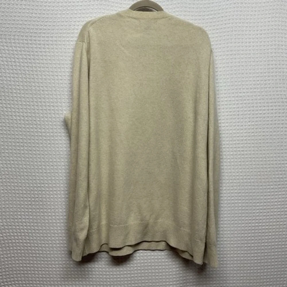 Banana Republic Cream CrewNeck Sweater Men 2XLTall Hong Kong 100% Wool Hand Wash